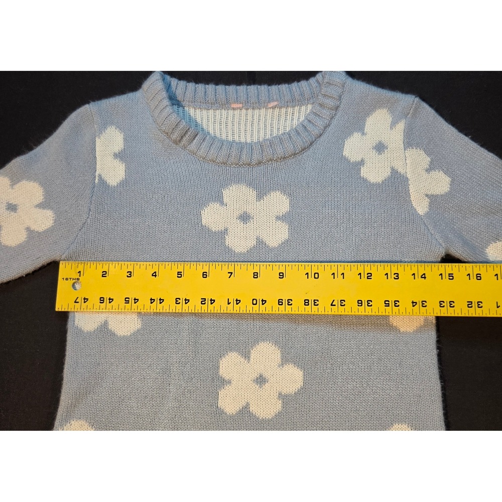 Kids Light Blue Floral Daisy Knit Sweater Crewneck Long Sleeve Size 10/12 - Picture 2 of 6